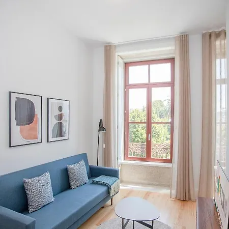 Apartment Liiiving In - View